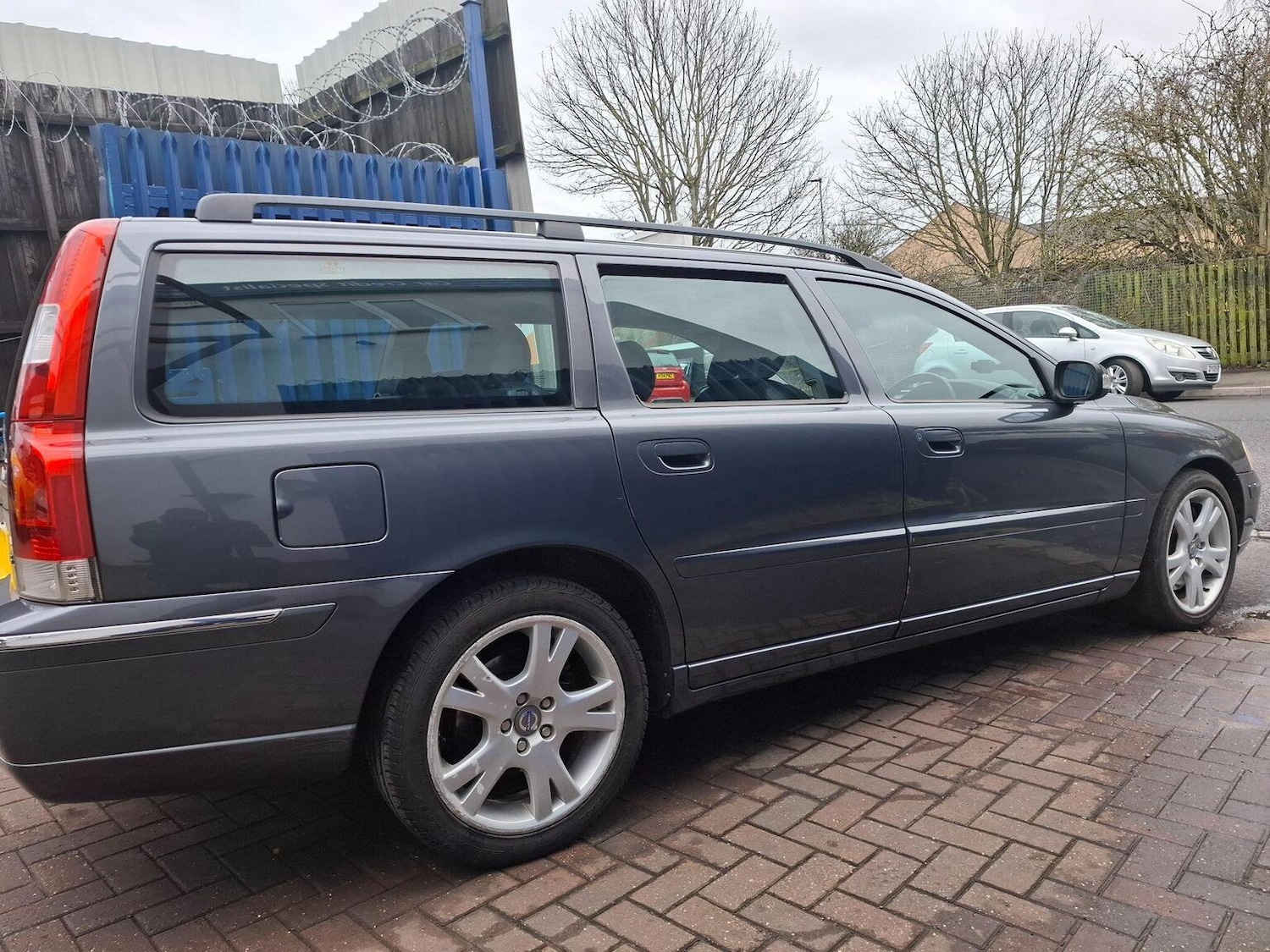 Used Volvo V70 2007 for sale - 77314053: Photo 6