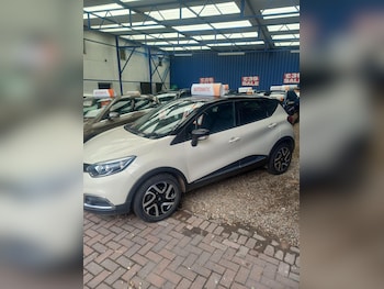 Used Renault Captur 2014 for sale - 78360085: Photo