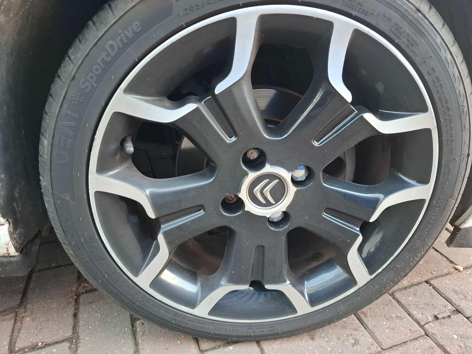 Used Citroen DS3 2014 for sale - 77289062: Photo 19