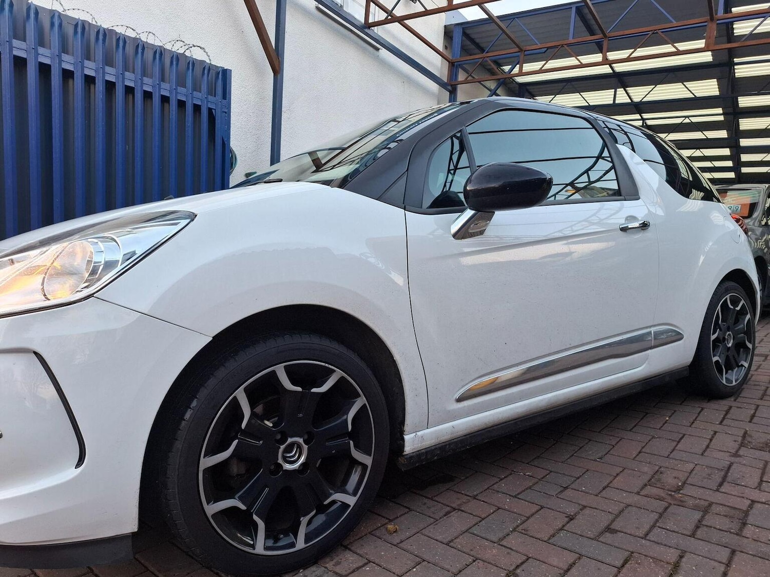 Used Citroen DS3 2014 for sale - 77289062: Photo 3