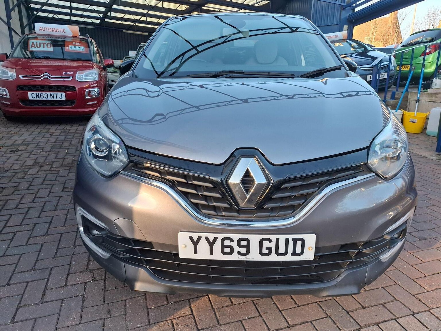 Used Renault Captur 2019 for sale - 77289058: Photo 2