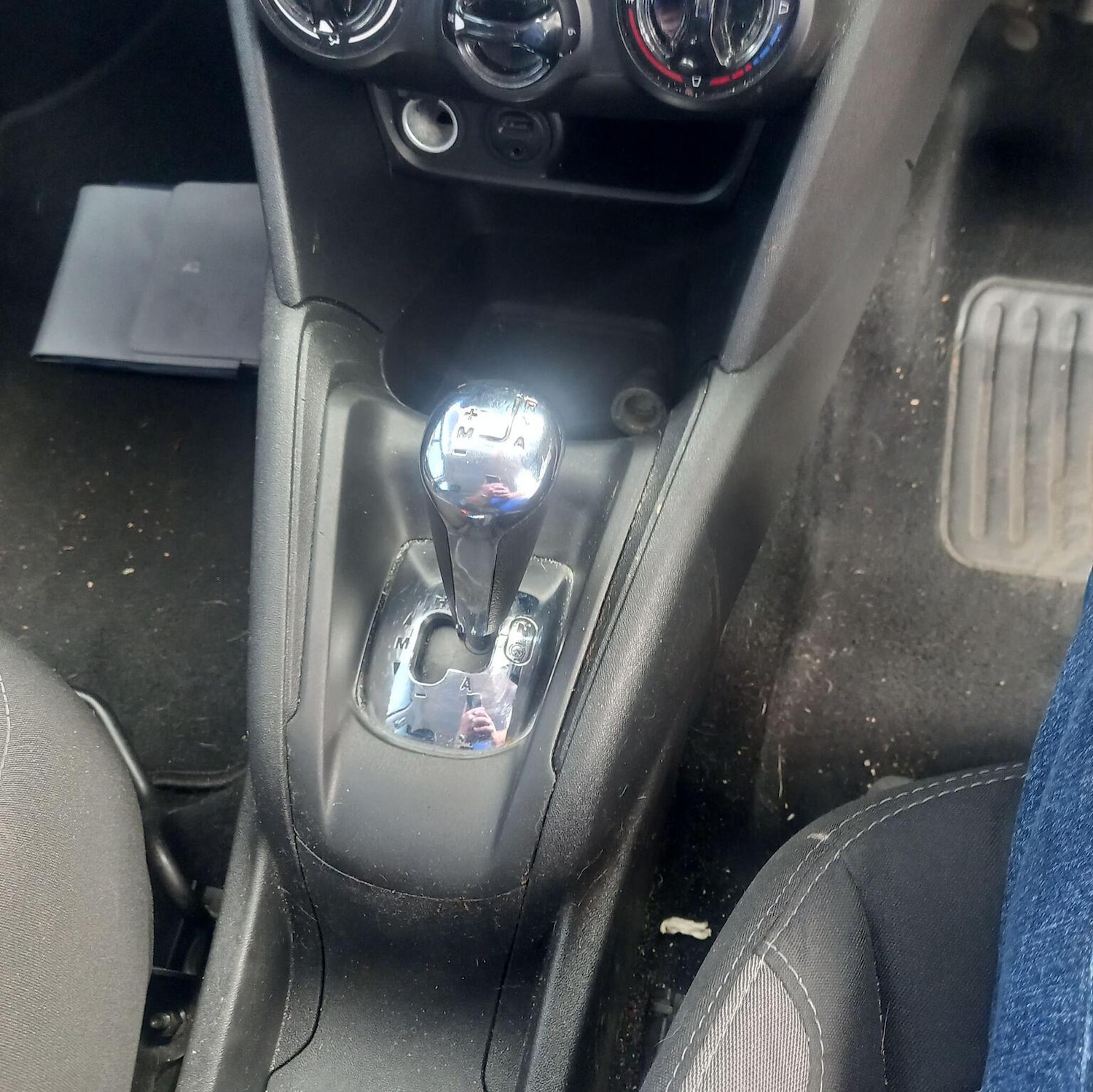 Used Peugeot 208 2013 for sale - 77289036: Photo 14