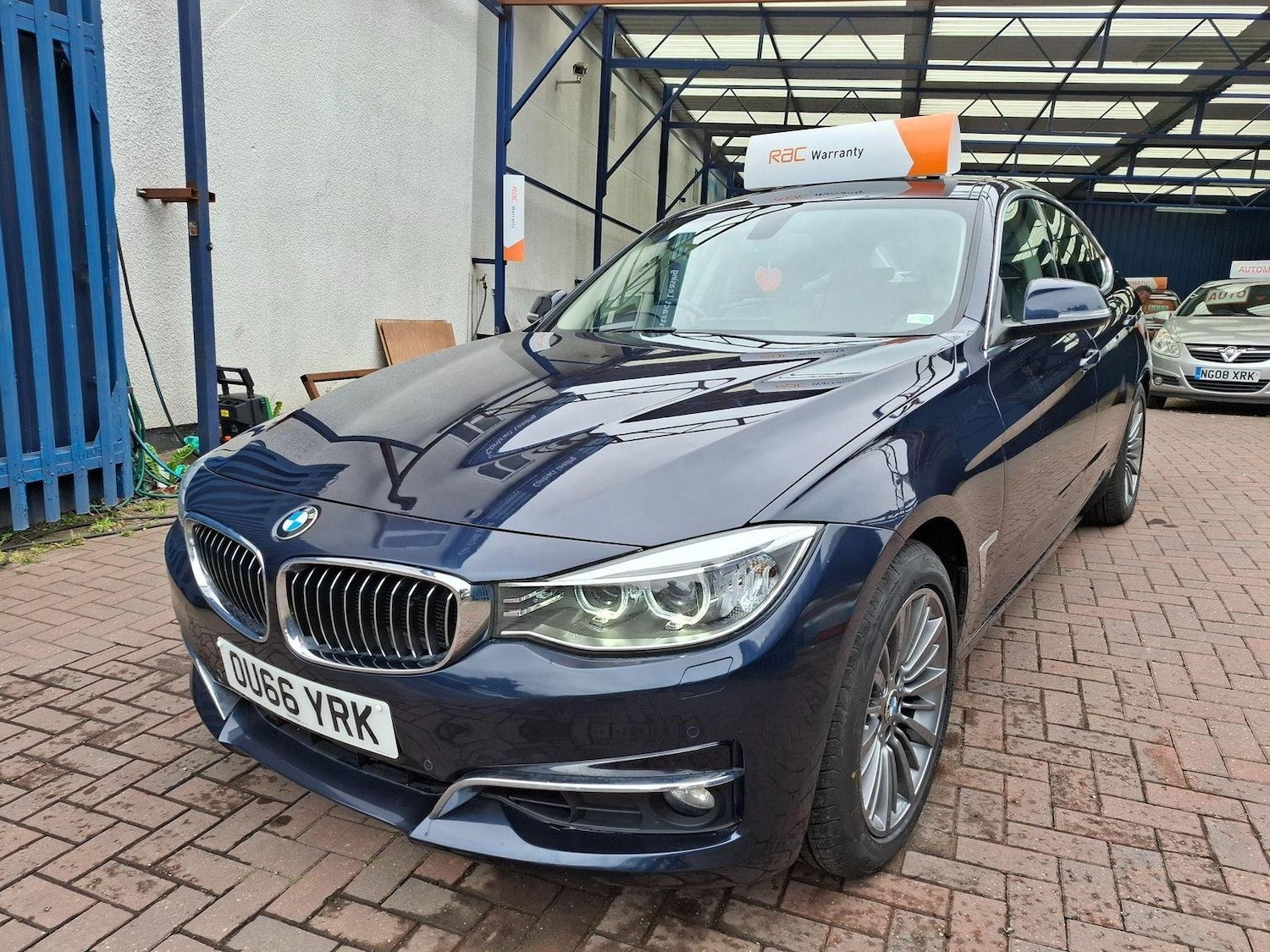 Used BMW 3 Series 2016 for sale - 77289105: Photo 2