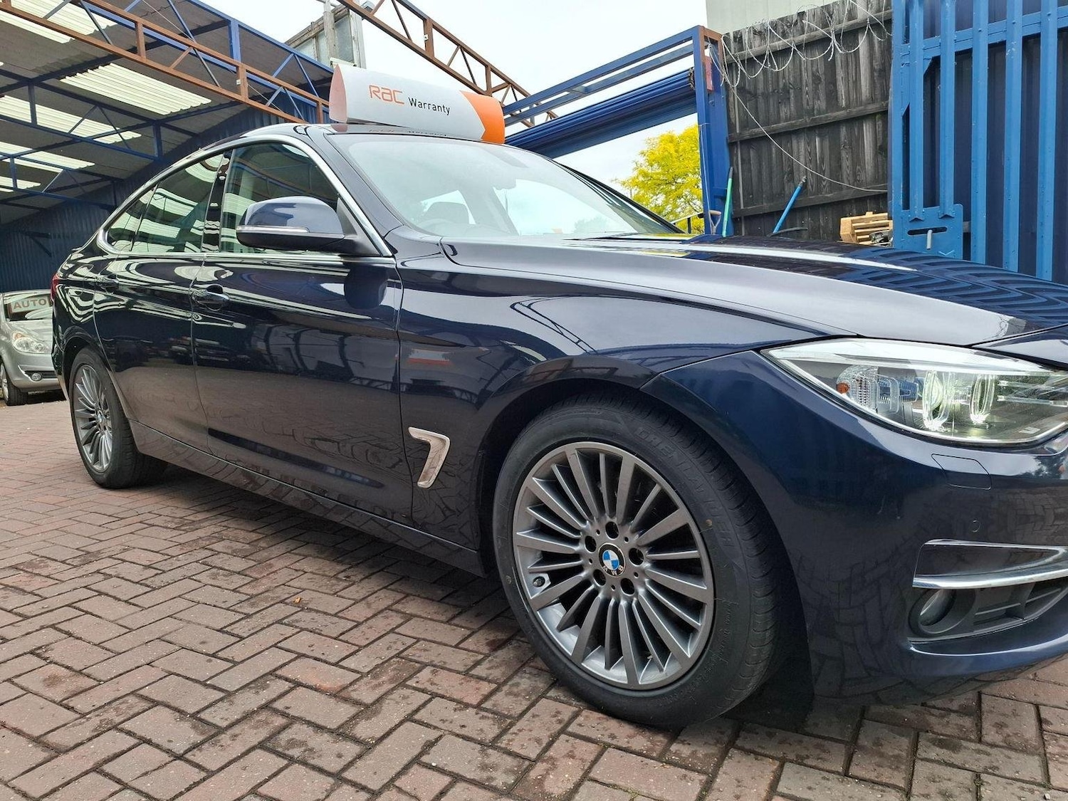 Used BMW 3 Series 2016 for sale - 77289105: Photo 6