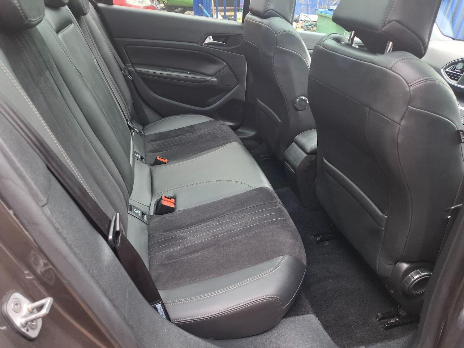 Used Peugeot 308 2014 for sale - 77289056: Photo 11