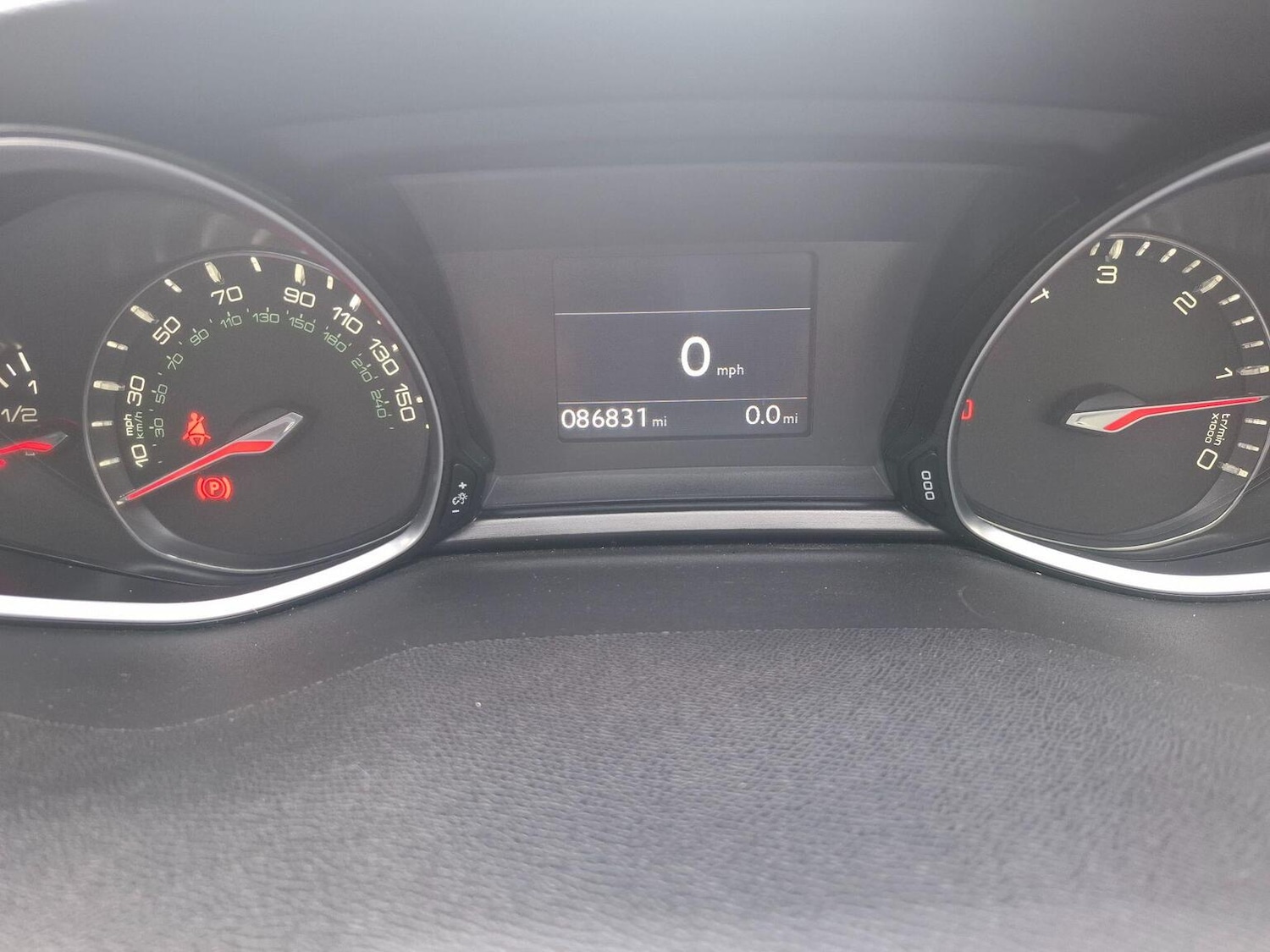 Used Peugeot 308 2014 for sale - 77289056: Photo 17