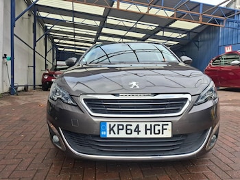 Used Peugeot 308 2014 for sale - 77289056: Photo