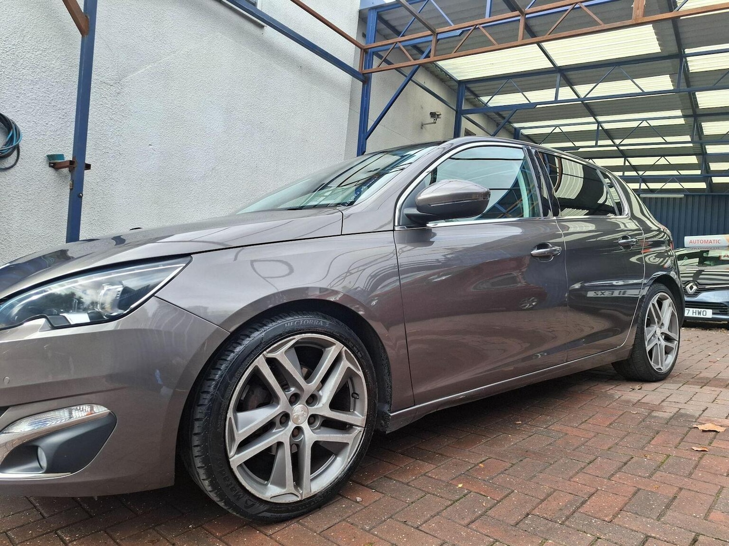 Used Peugeot 308 2014 for sale - 77289056: Photo 7