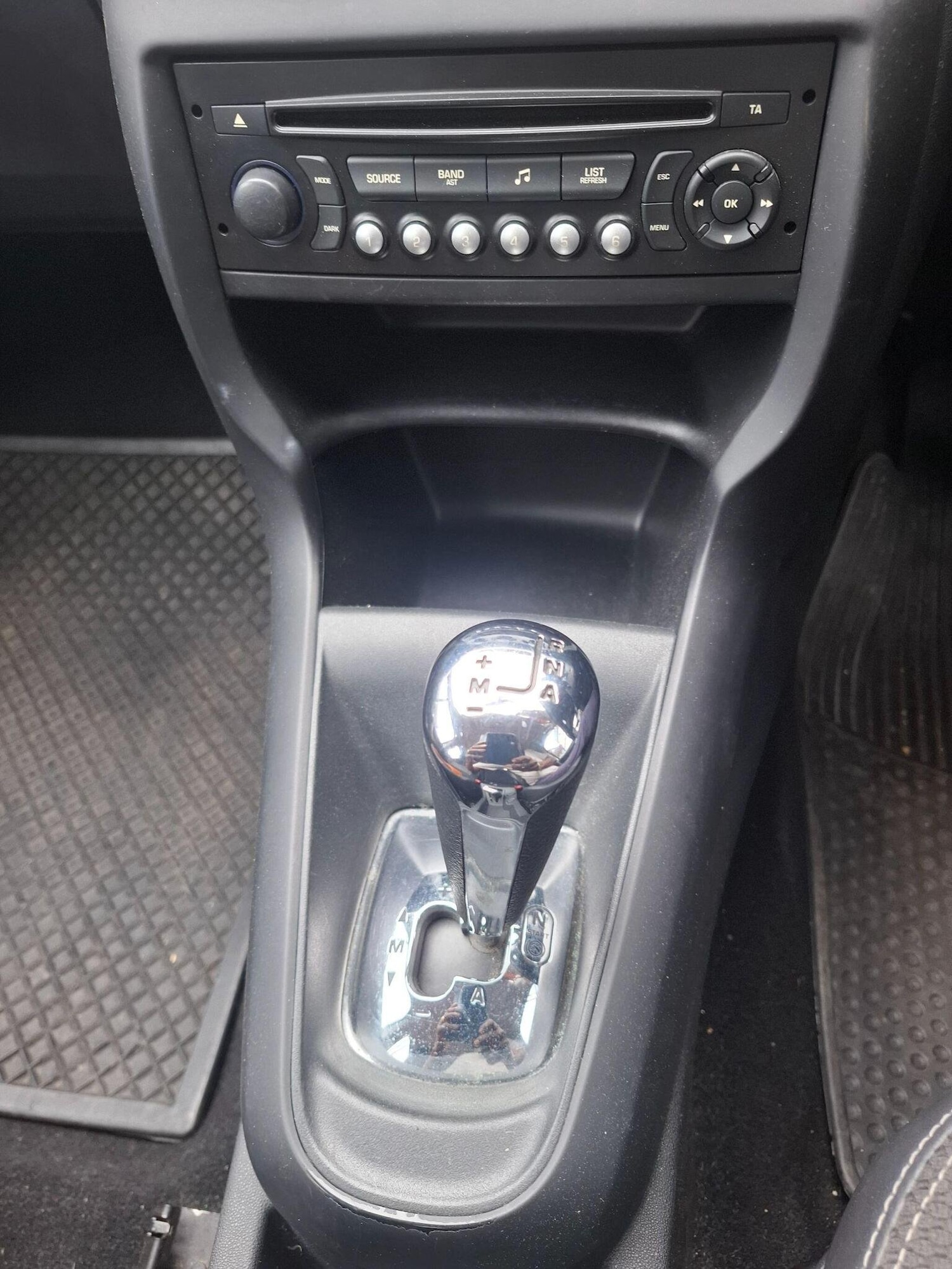 Used Citroen C3 2012 for sale - 77289044: Photo 8