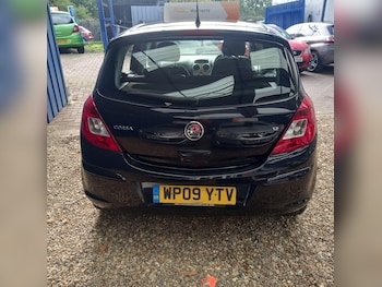 Used Vauxhall Corsa 2009 for sale - 77289055: Photo