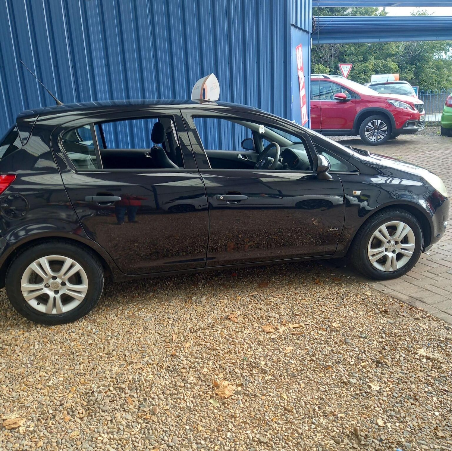 Used Vauxhall Corsa 2009 for sale - 77289055: Photo 9