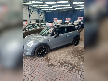 Used MINI Hatch 2017 for sale - 78889108: Photo