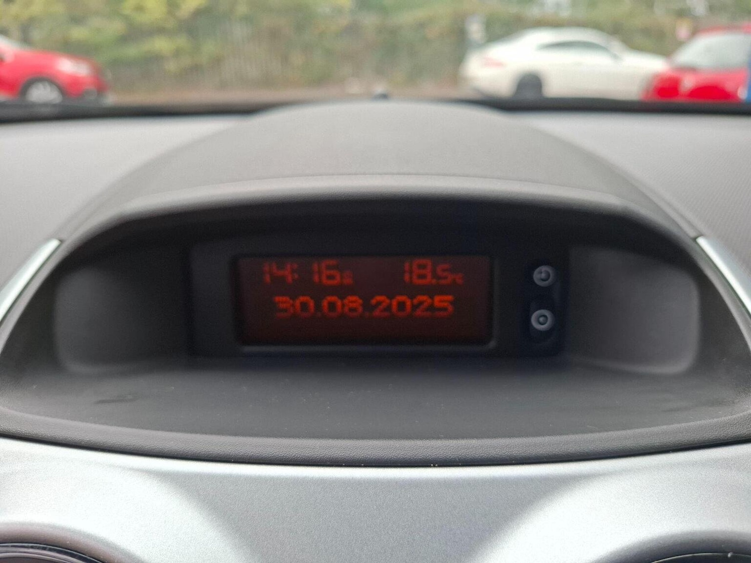 Used Vauxhall Corsa 2013 for sale - 77289032: Photo 18