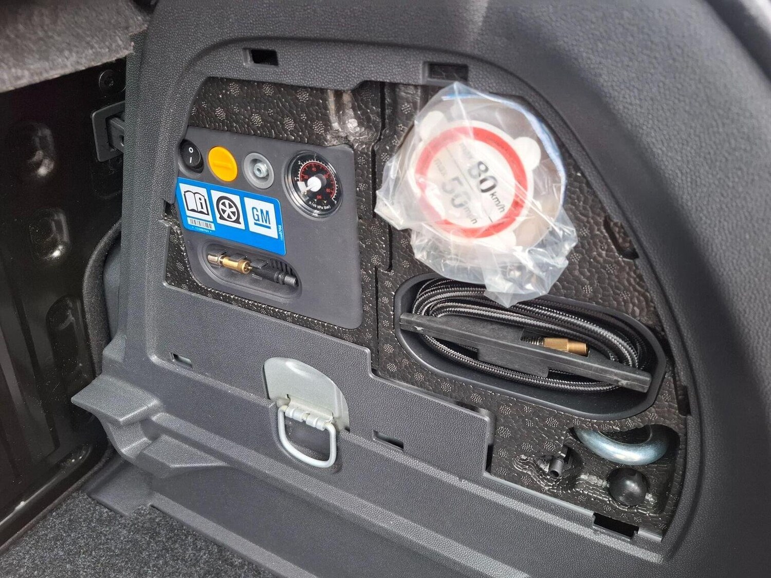 Used Vauxhall Corsa 2013 for sale - 77289032: Photo 22