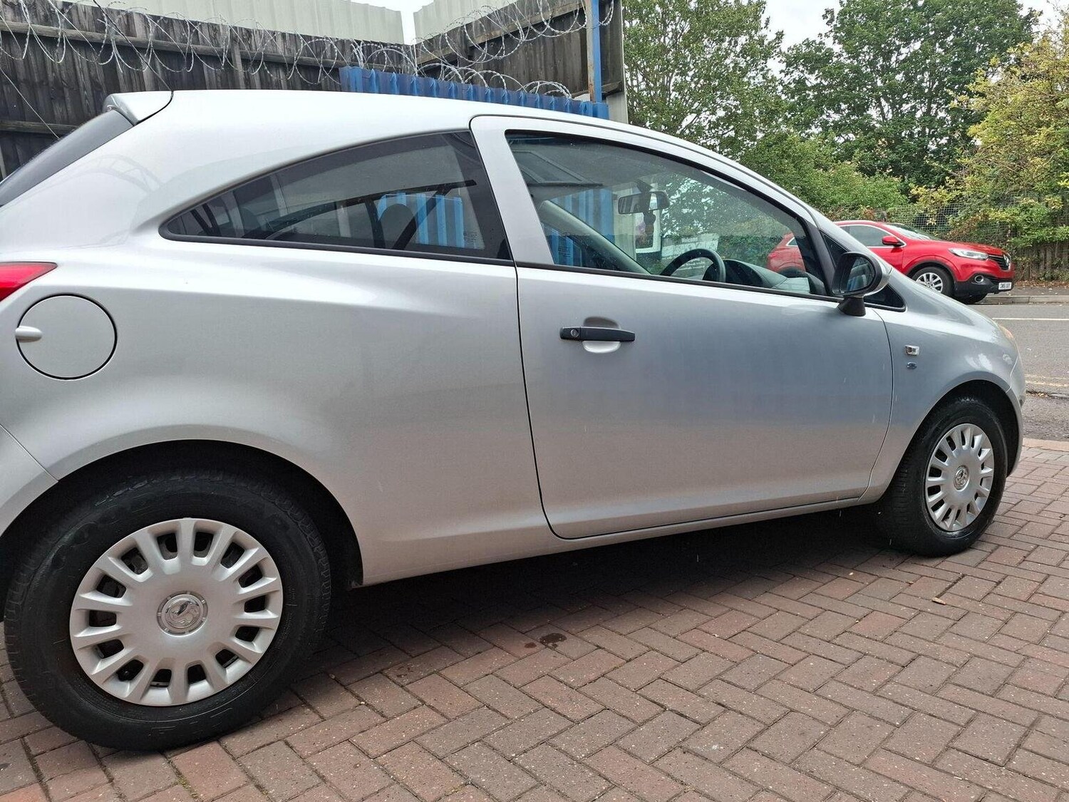 Used Vauxhall Corsa 2013 for sale - 77289032: Photo 6