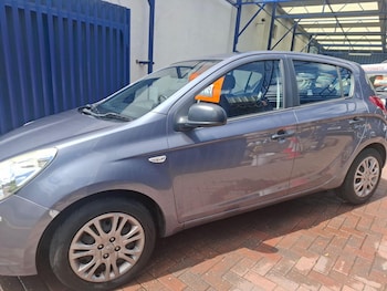 Used Hyundai i20 2011 for sale - 78889084: Photo