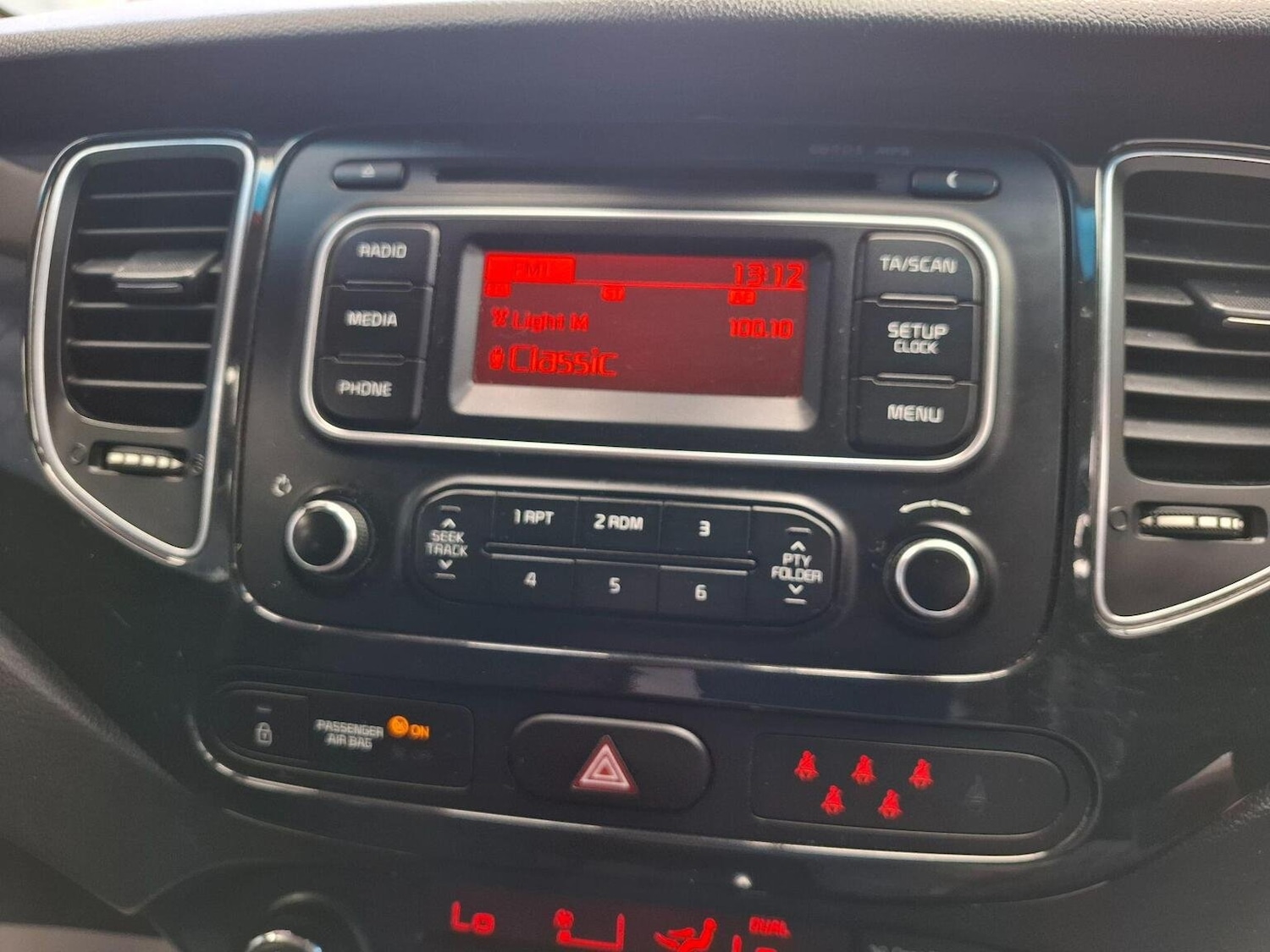 Used Kia Carens 2014 for sale - 77453404: Photo 25