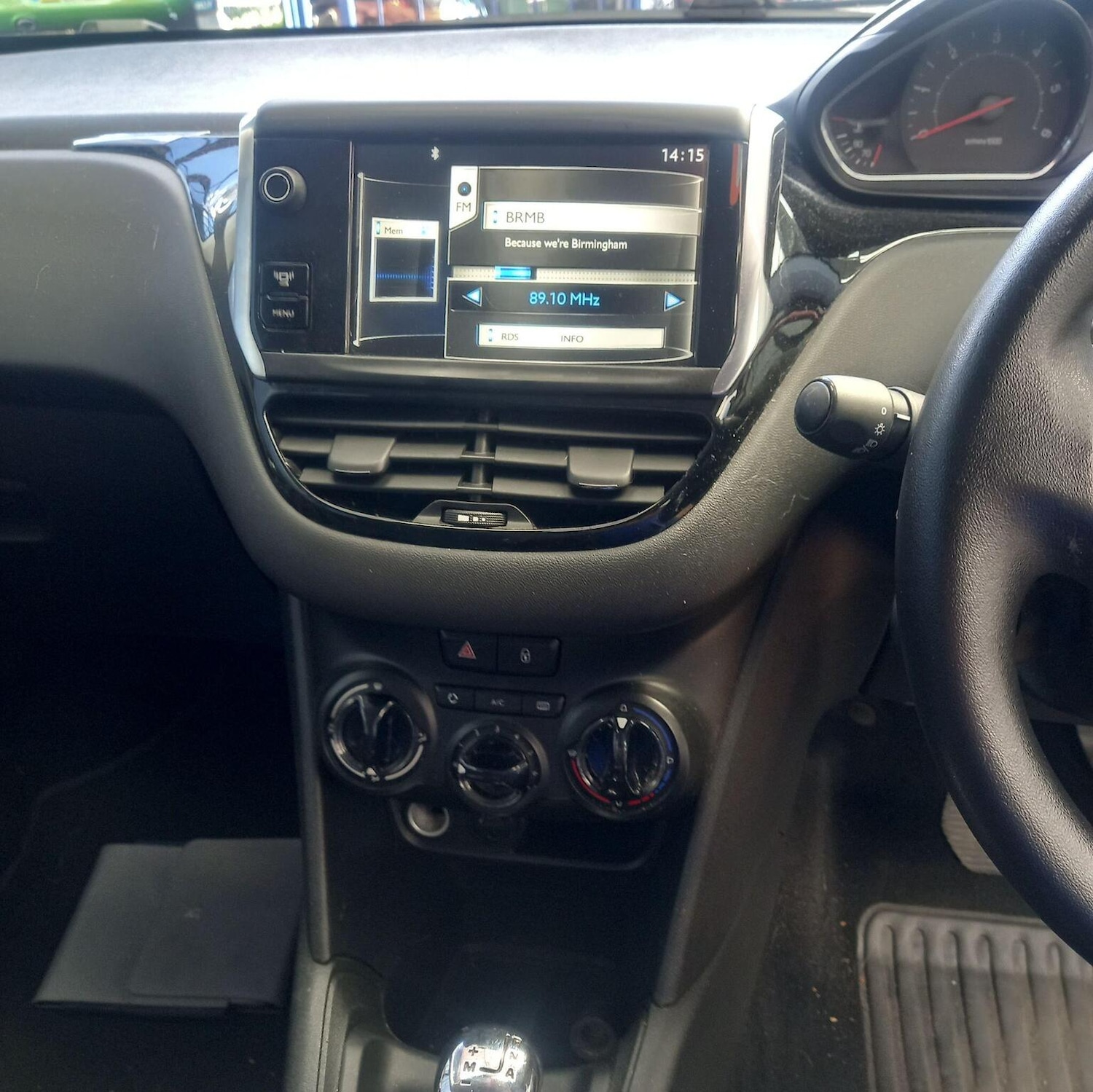 Used Peugeot 208 2013 for sale - 78155443: Photo 12