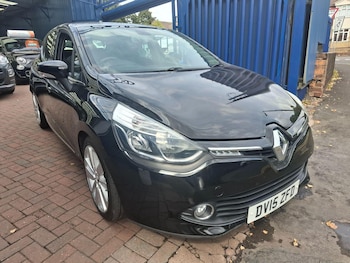 Used Renault Clio 2015 for sale - 79531600: Photo