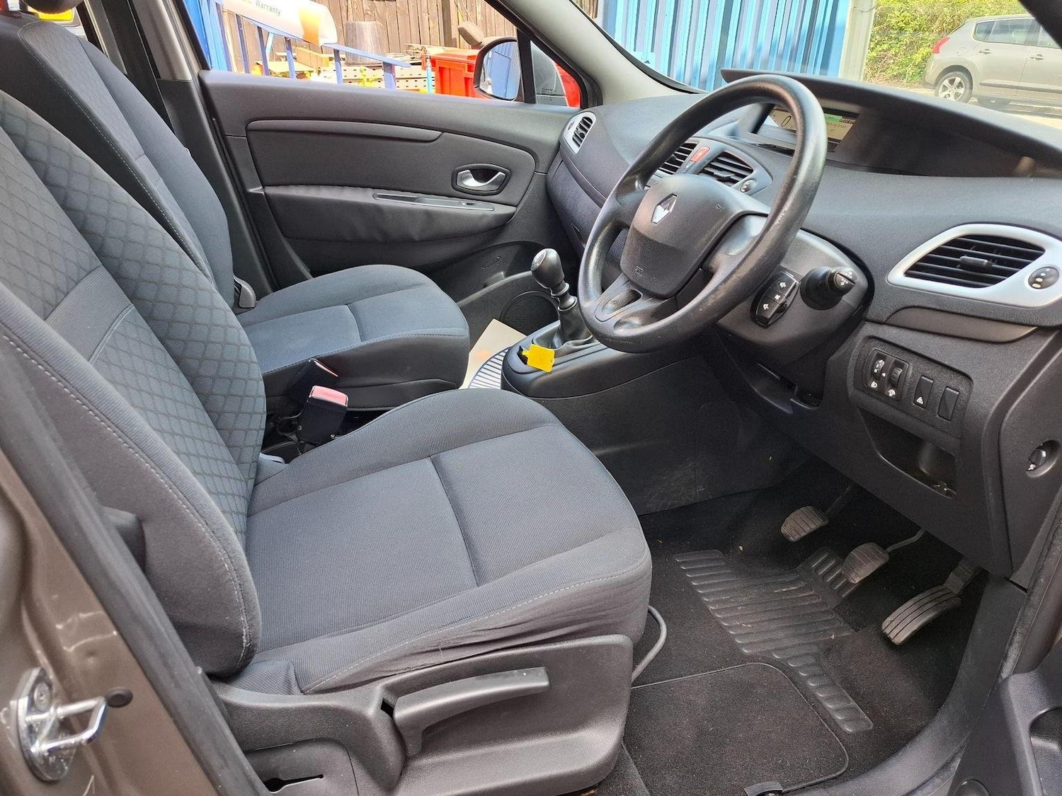 Used Renault Scenic 2010 for sale - 77289151: Photo 11