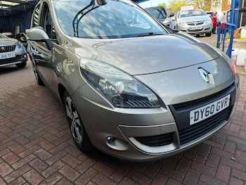 Used Renault Scenic 2010 for sale - 77289151: Photo