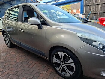 Used Renault Scenic 2010 for sale - 77289151: Photo