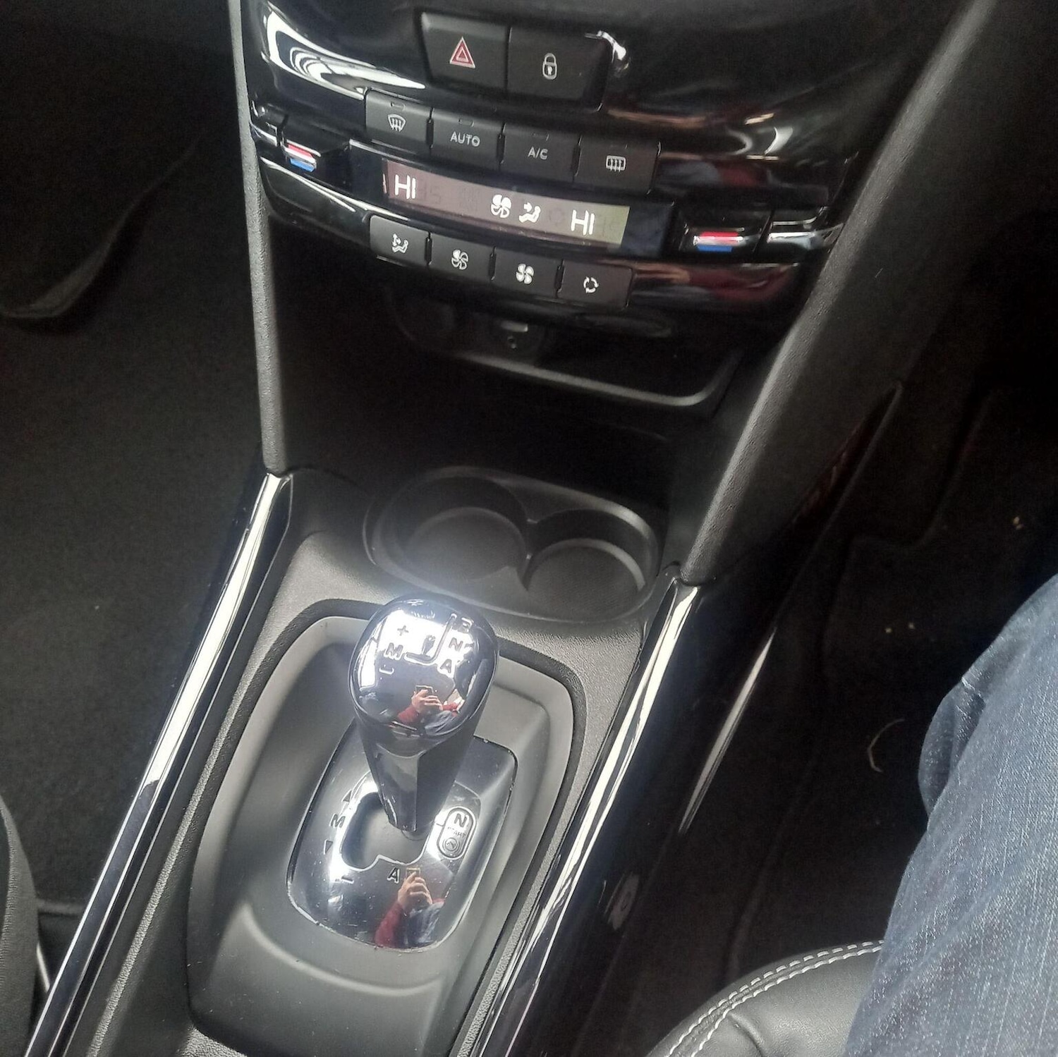 Used Peugeot 2008 2015 for sale - 77289072: Photo 23