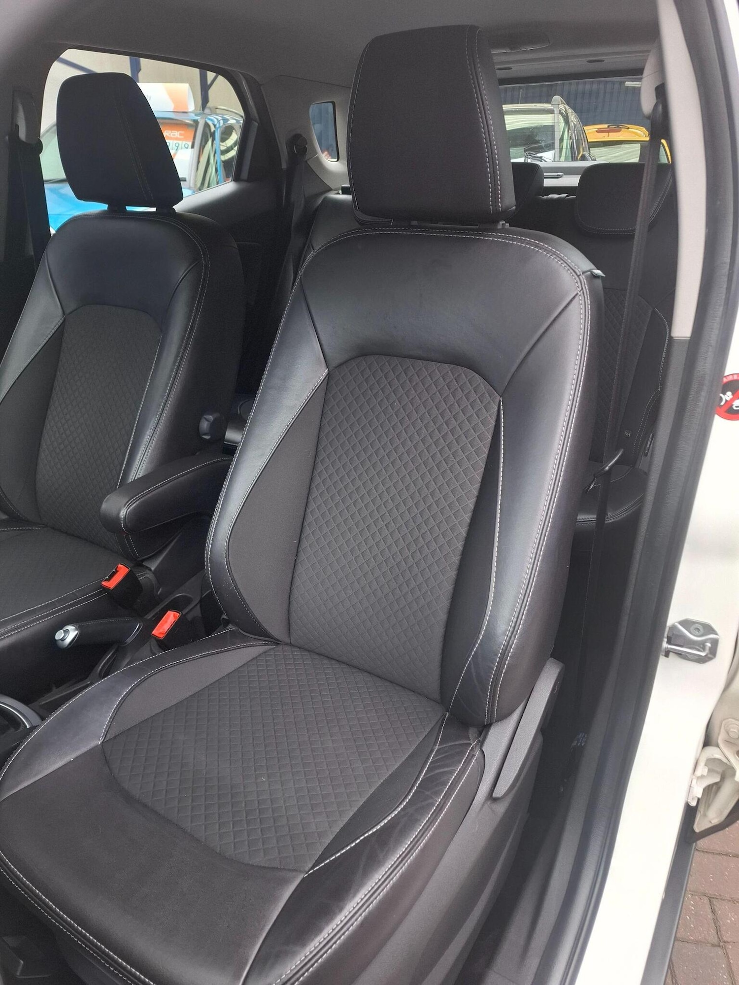 Used Ford Ecosport 2016 for sale - 77668528: Photo 15