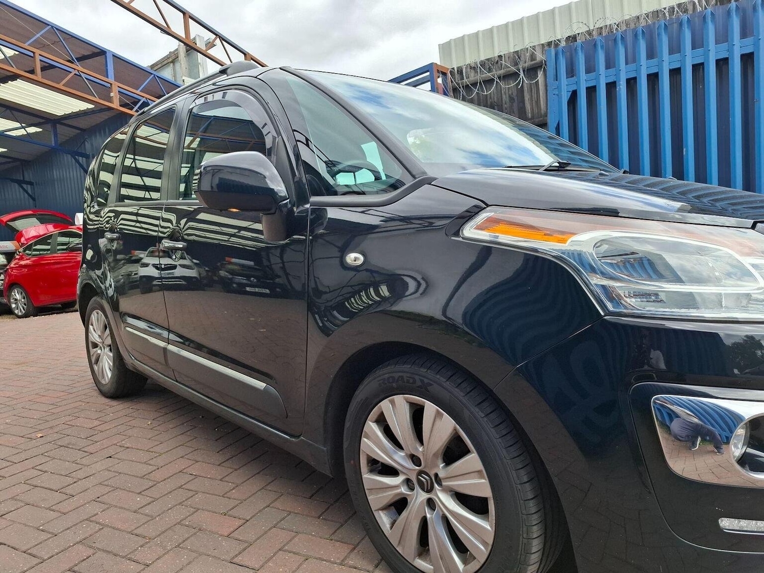 Used Citroen C3 Picasso 2014 for sale - 77289021: Photo 5