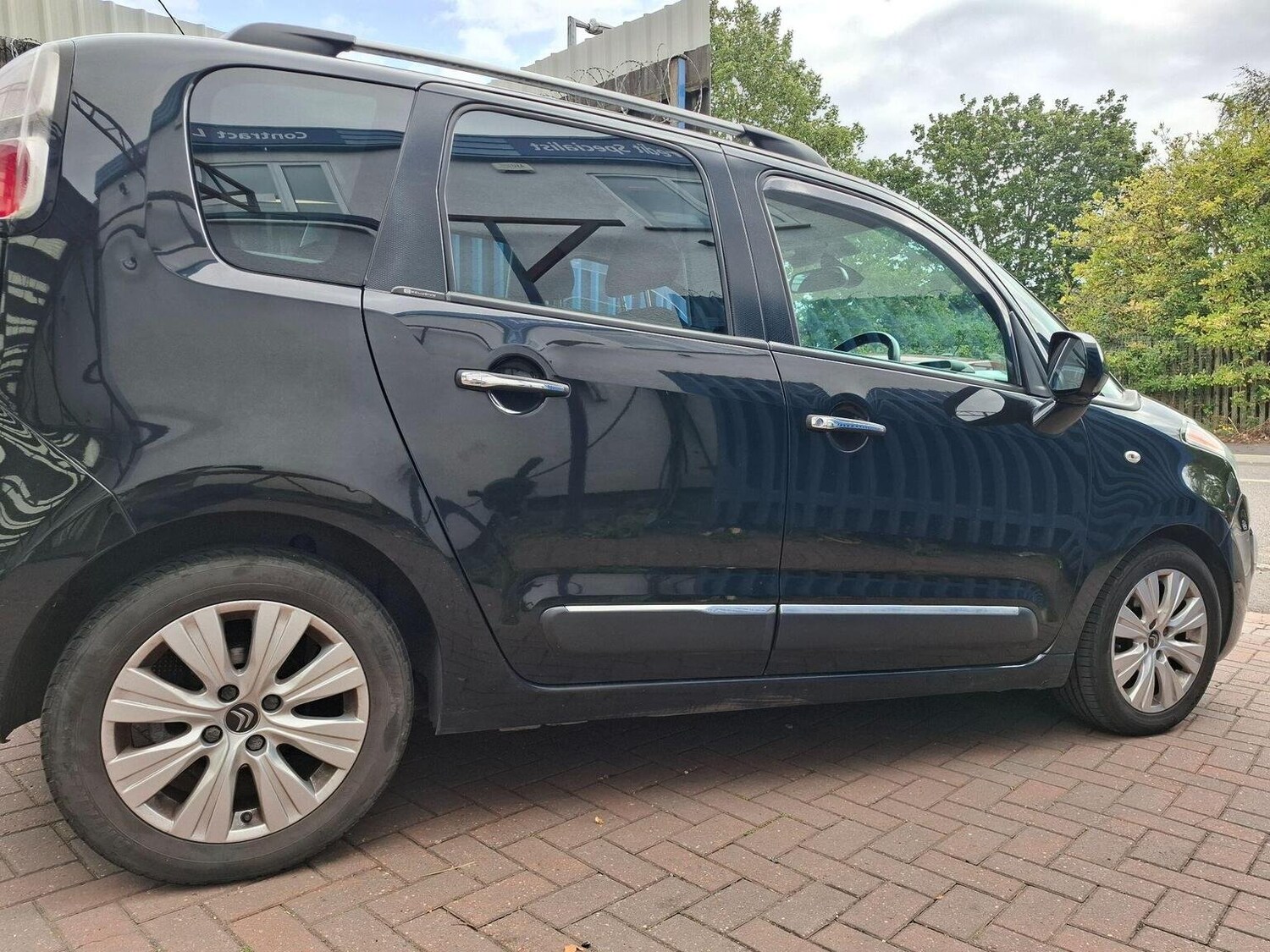 Used Citroen C3 Picasso 2014 for sale - 77289021: Photo 7