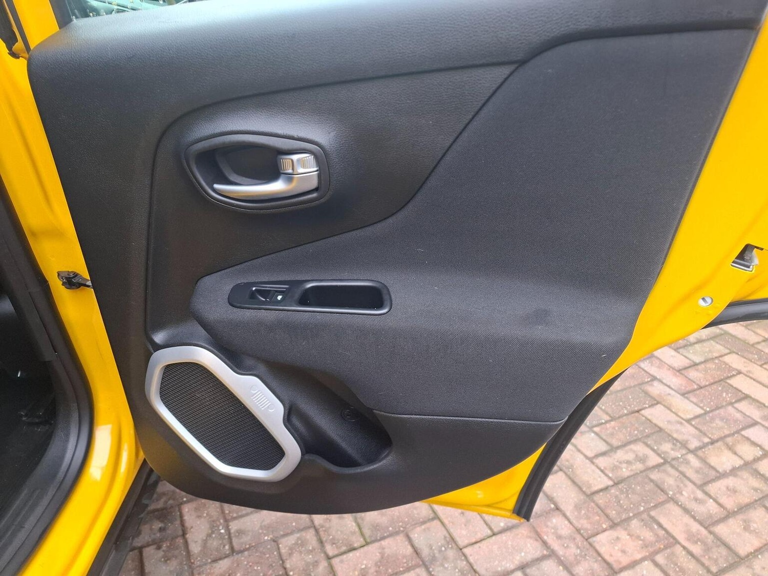 Used Jeep Renegade 2017 for sale - 77643709: Photo 17