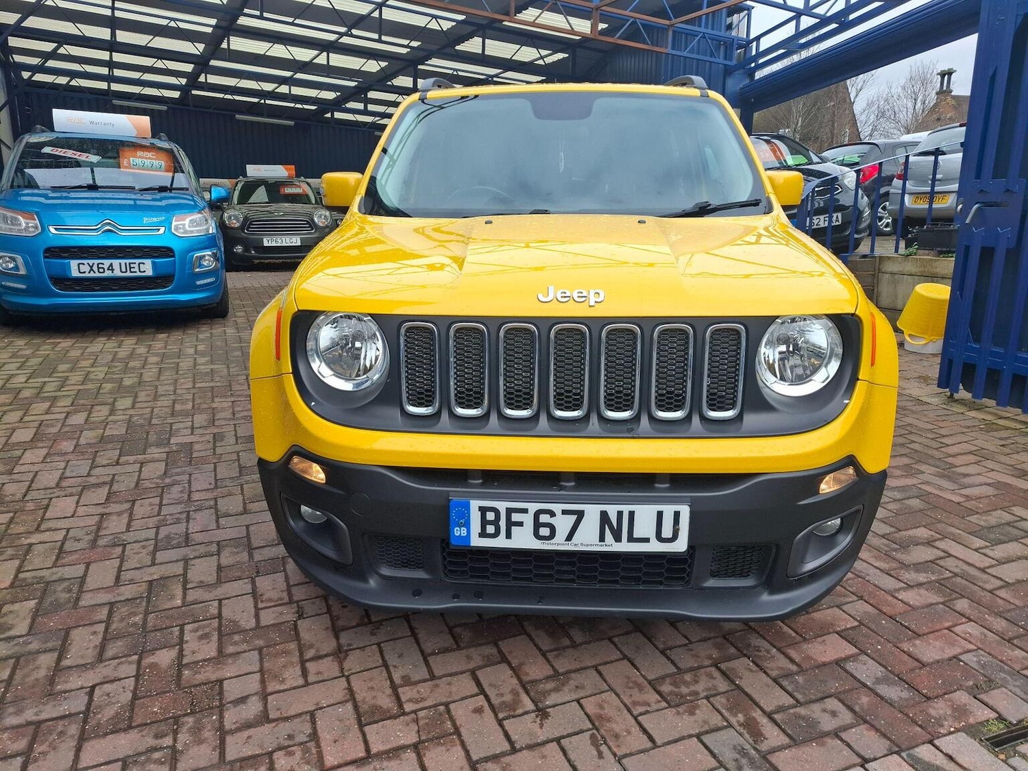 Used Jeep Renegade 2017 for sale - 77643709: Photo 2