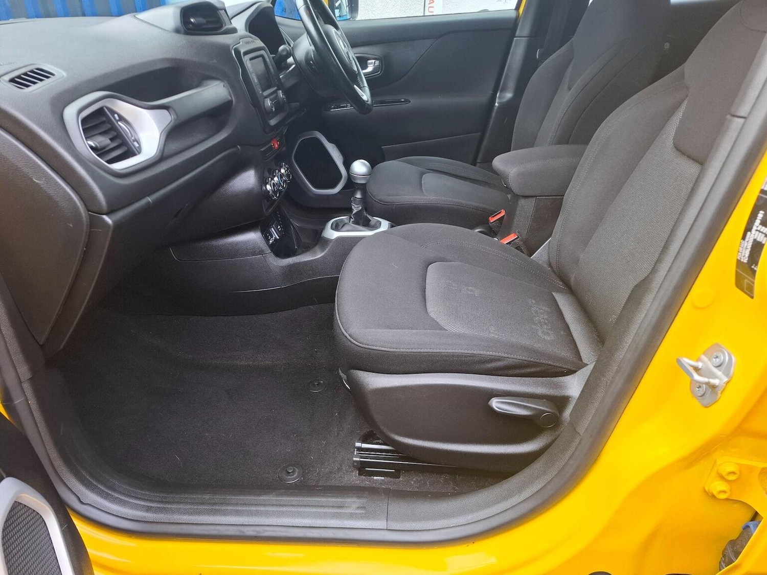 Used Jeep Renegade 2017 for sale - 77643709: Photo 23