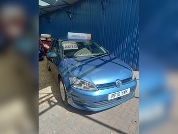 Used Volkswagen Golf 2015 for sale - 78360087: Photo