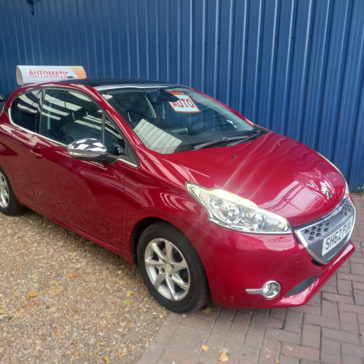 Used Peugeot 208 2012 for sale - 77289034: Photo 4