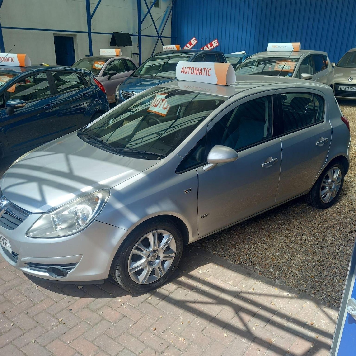 Used Vauxhall Corsa 2009 for sale - 77289087: Photo 3
