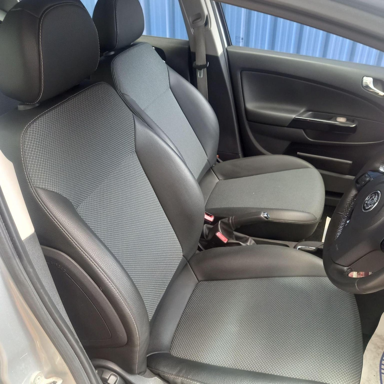 Used Vauxhall Corsa 2009 for sale - 77289087: Photo 9