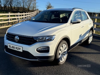 Used Volkswagen T-Roc 2018 for sale - 77538934: Photo
