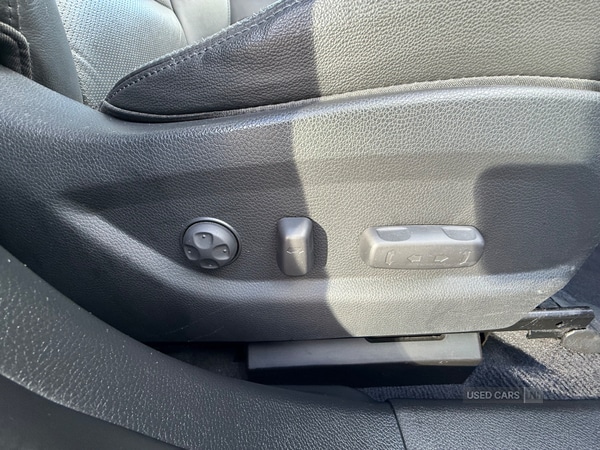 Used Hyundai Santa Fe 2015 for sale - 76621091: Photo 26