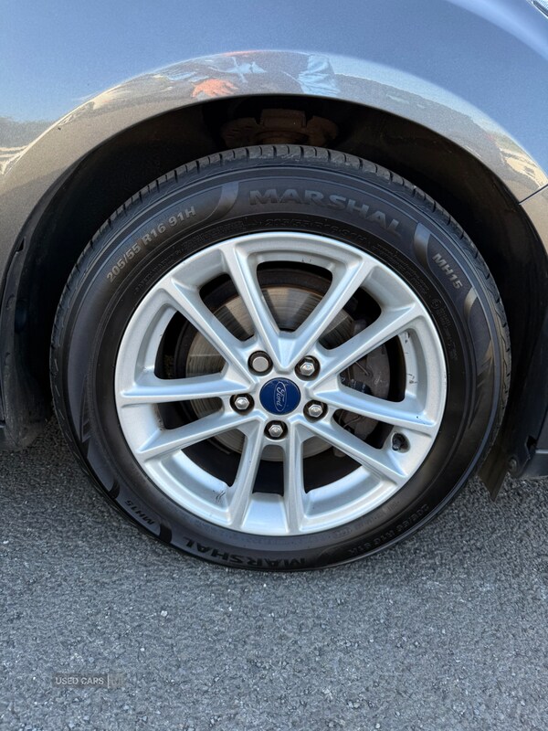 Used Ford Focus 2015 for sale - 76085895: Photo 11