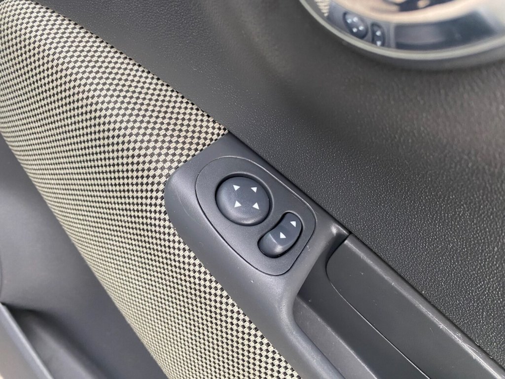 Used Fiat 500 2009 for sale - 76210503: Photo 28