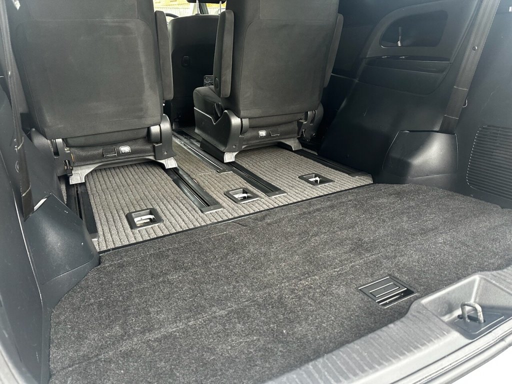 Used Toyota Estima 2012 for sale - 77919546: Photo 15