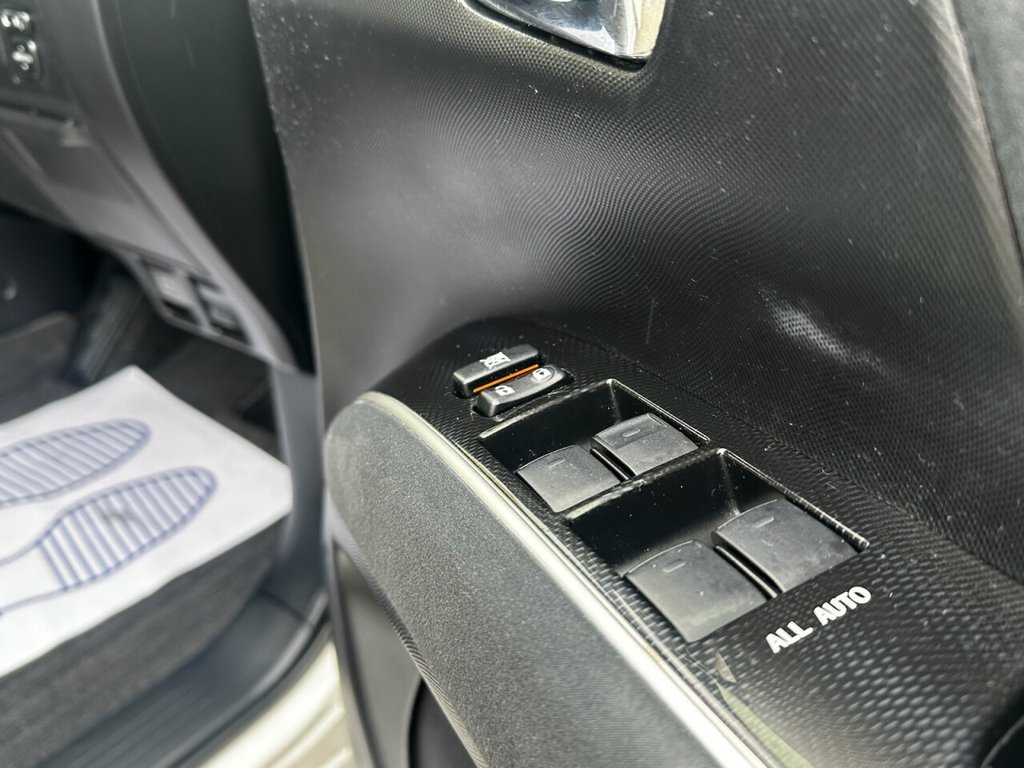 Used Toyota Estima 2012 for sale - 77919546: Photo 23