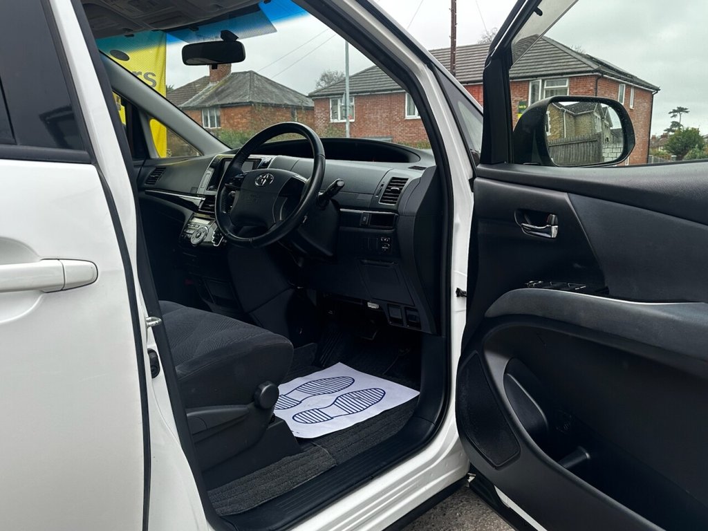 Used Toyota Estima 2012 for sale - 77919546: Photo 24