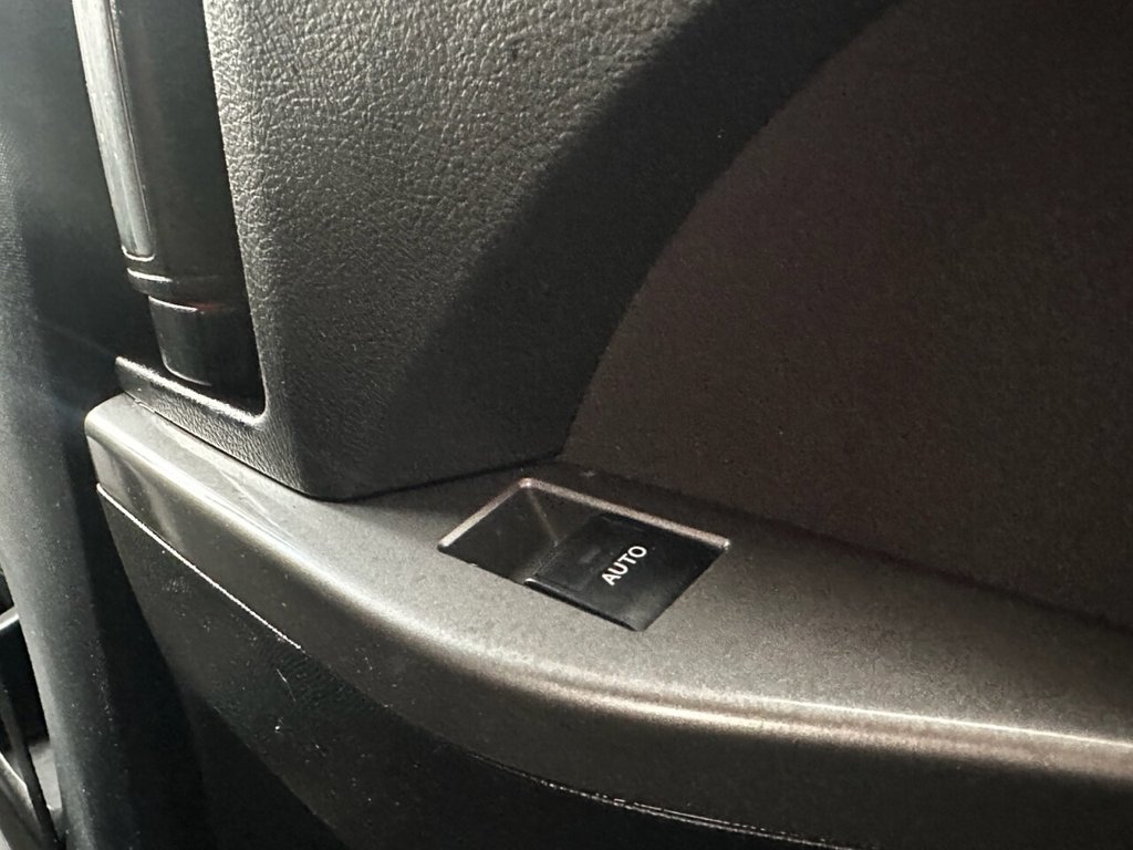 Used Toyota Estima 2012 for sale - 77919546: Photo 27