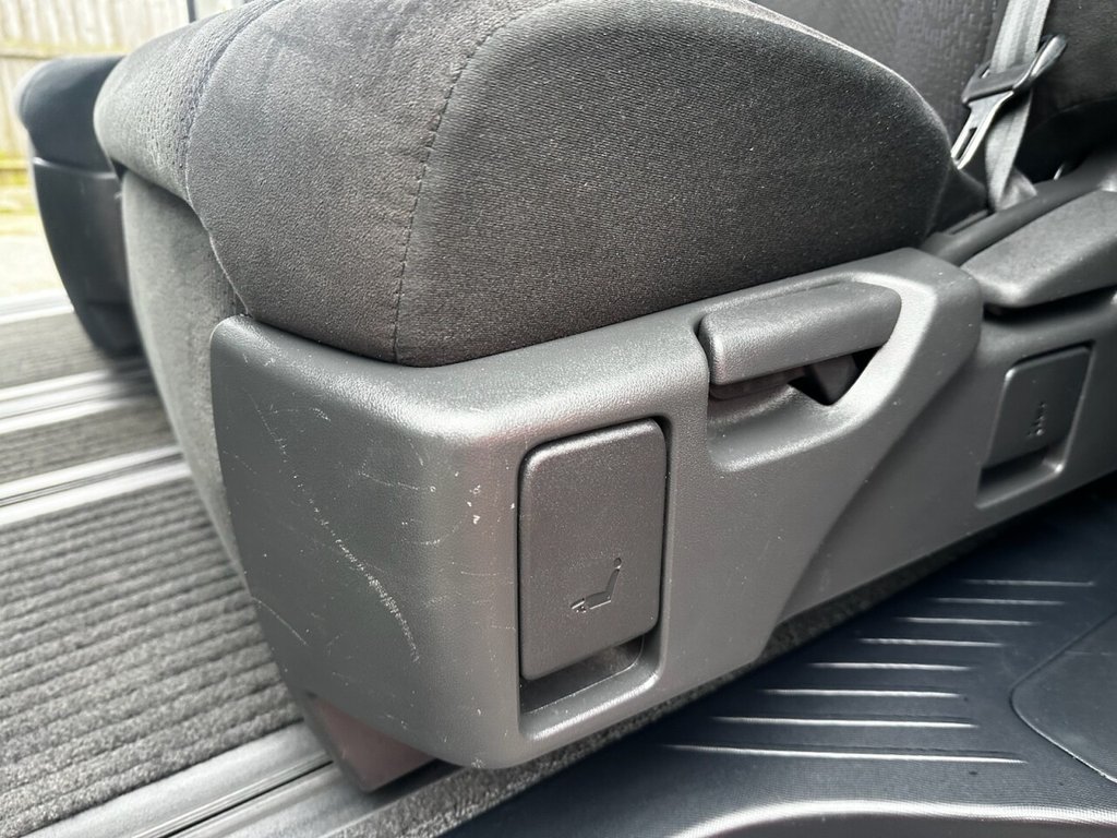 Used Toyota Estima 2012 for sale - 77919546: Photo 38