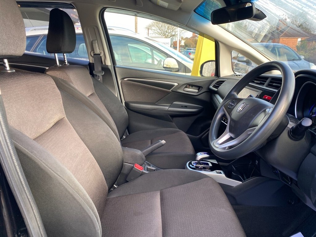 Used Honda Fit 2016 for sale - 77287457: Photo 11