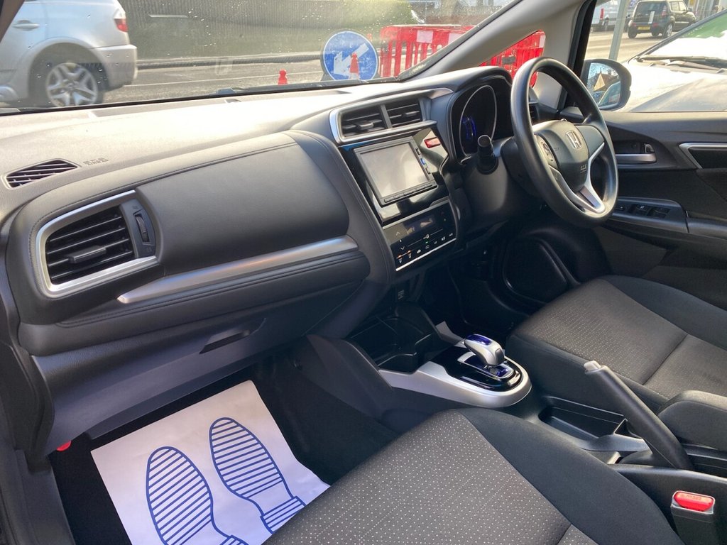 Used Honda Fit 2016 for sale - 77287457: Photo 14