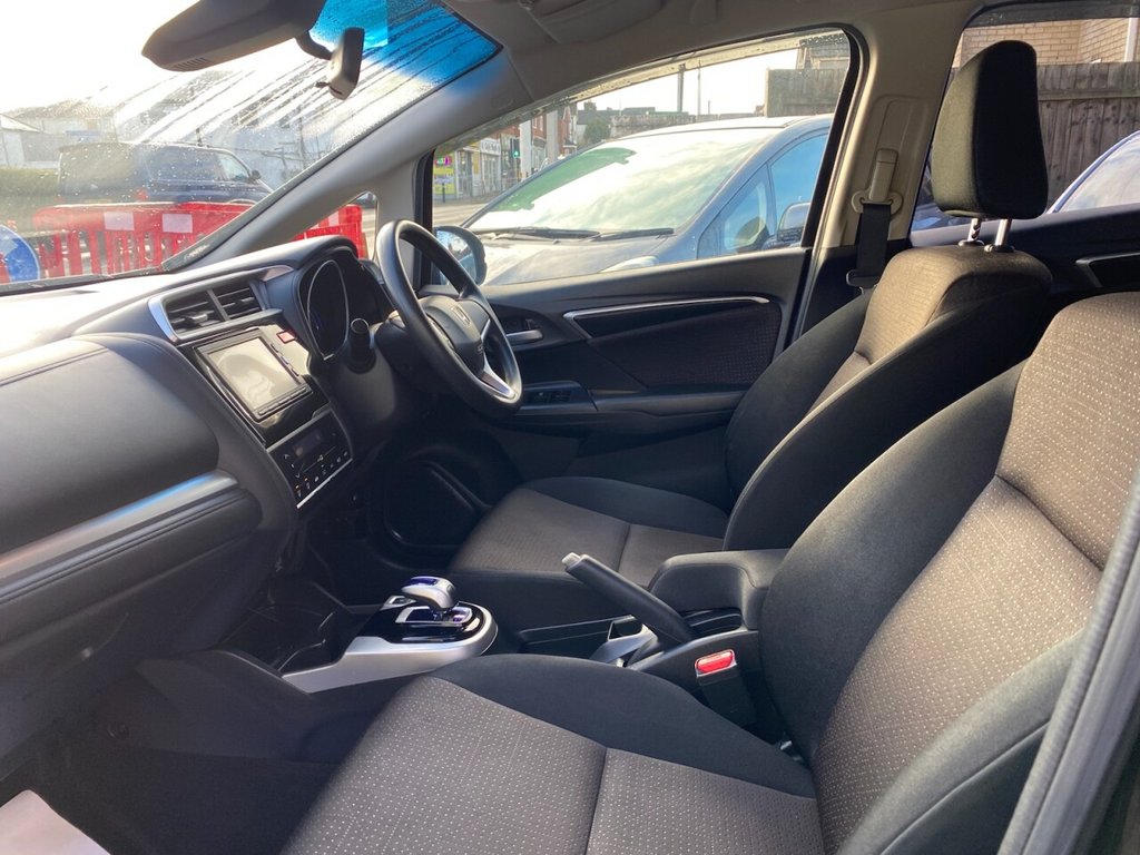 Used Honda Fit 2016 for sale - 77287457: Photo 16