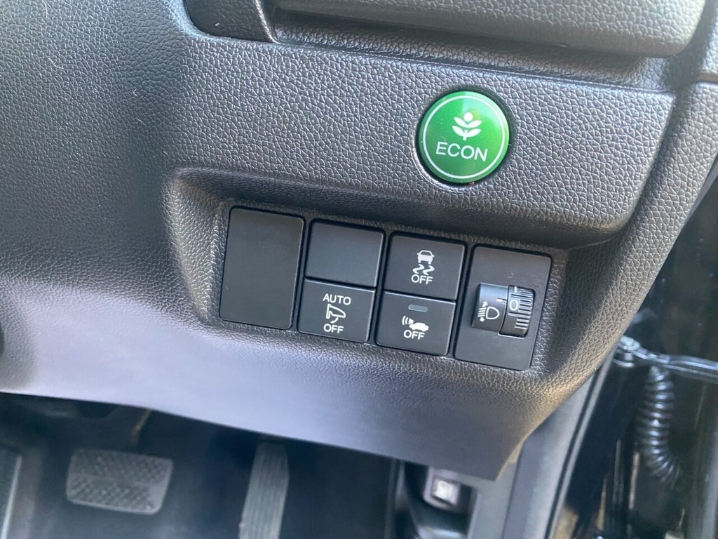 Used Honda Fit 2016 for sale - 77287457: Photo 24